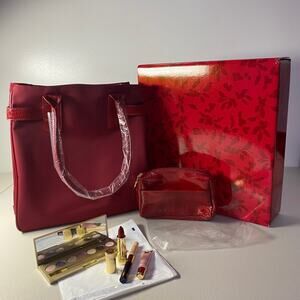 Estée Lauder Holiday Kit w/ Bag and Cosmetics